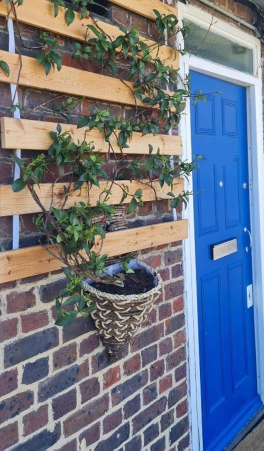 Stylish & Cozy 2-Bedroom Flat In Hoxton & Shoreditch London Exterior foto